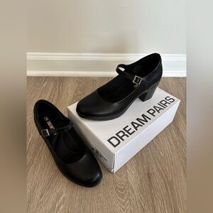 black Dream Pairs Mary Janes 7.5